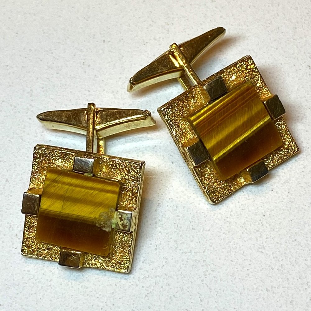 Vintage 1970s Square Tiger Eye Sliver and Gold Tone Metal Cufflinks *read*